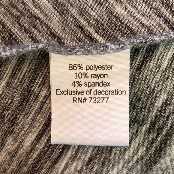 Women’s size XS Apt 9 gray short-sleeved soft and comfy dress with pockets - Picture 6 of 6